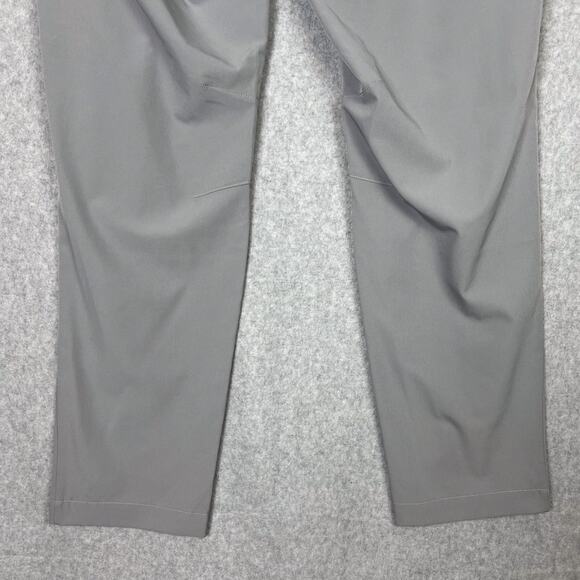 Fabletics Pants Mens 34x32 (Fits 36x30) Grey The Only Pant Performance Chino - Picture 6 of 11